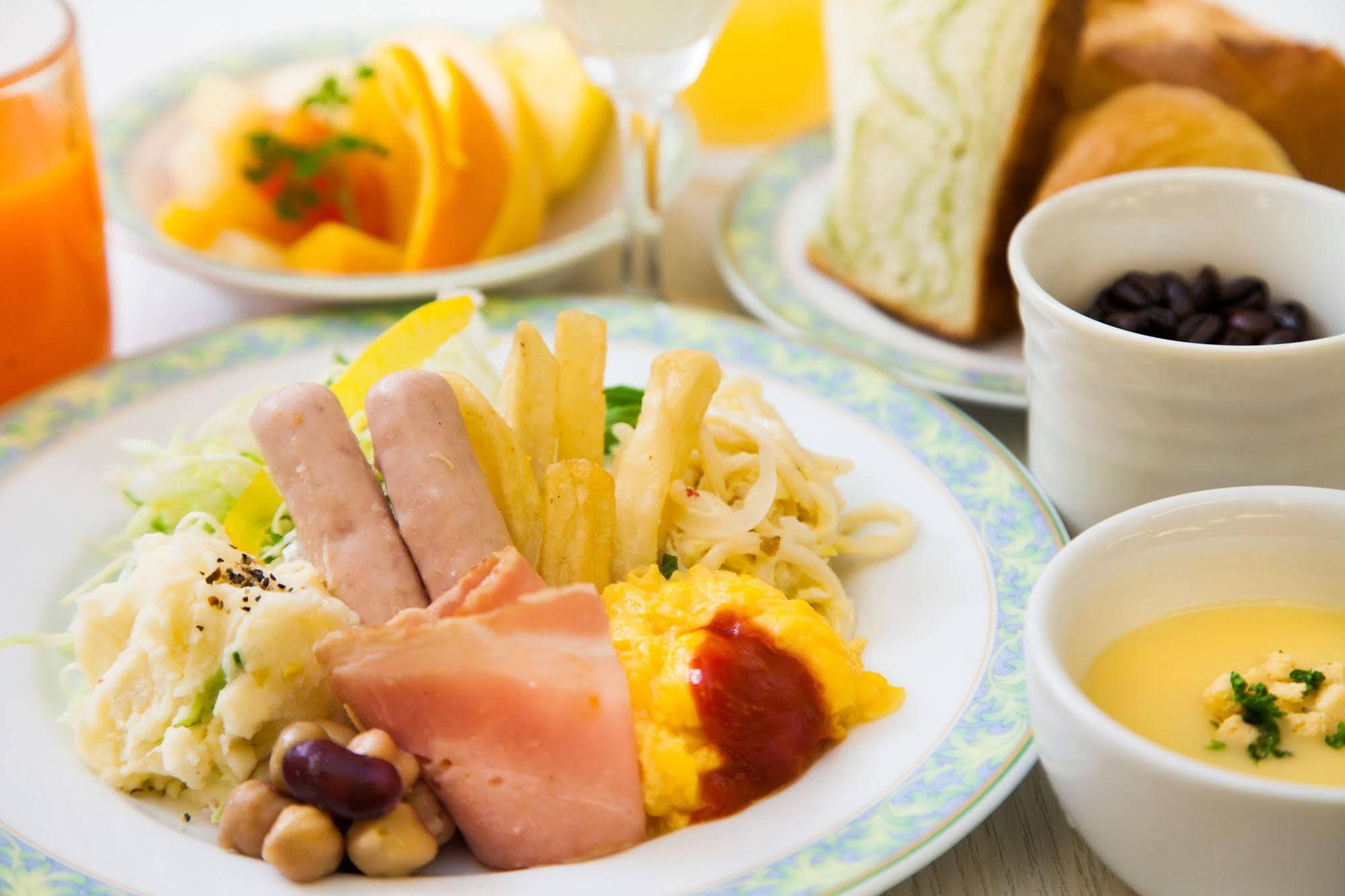 Green Rich Hotel Osaka Airport Ikeda  Ngoại thất bức ảnh