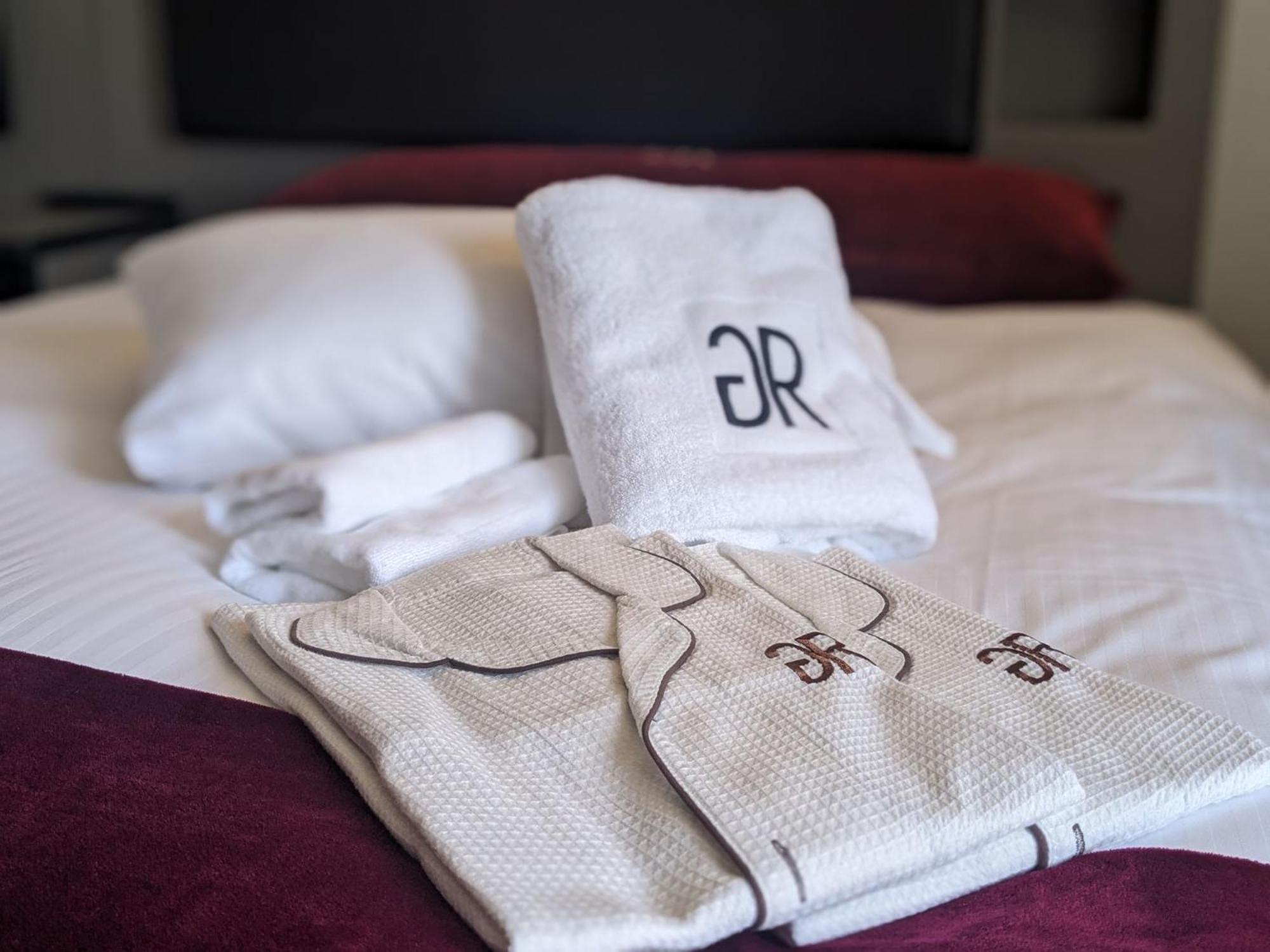 Green Rich Hotel Osaka Airport Ikeda  Ngoại thất bức ảnh